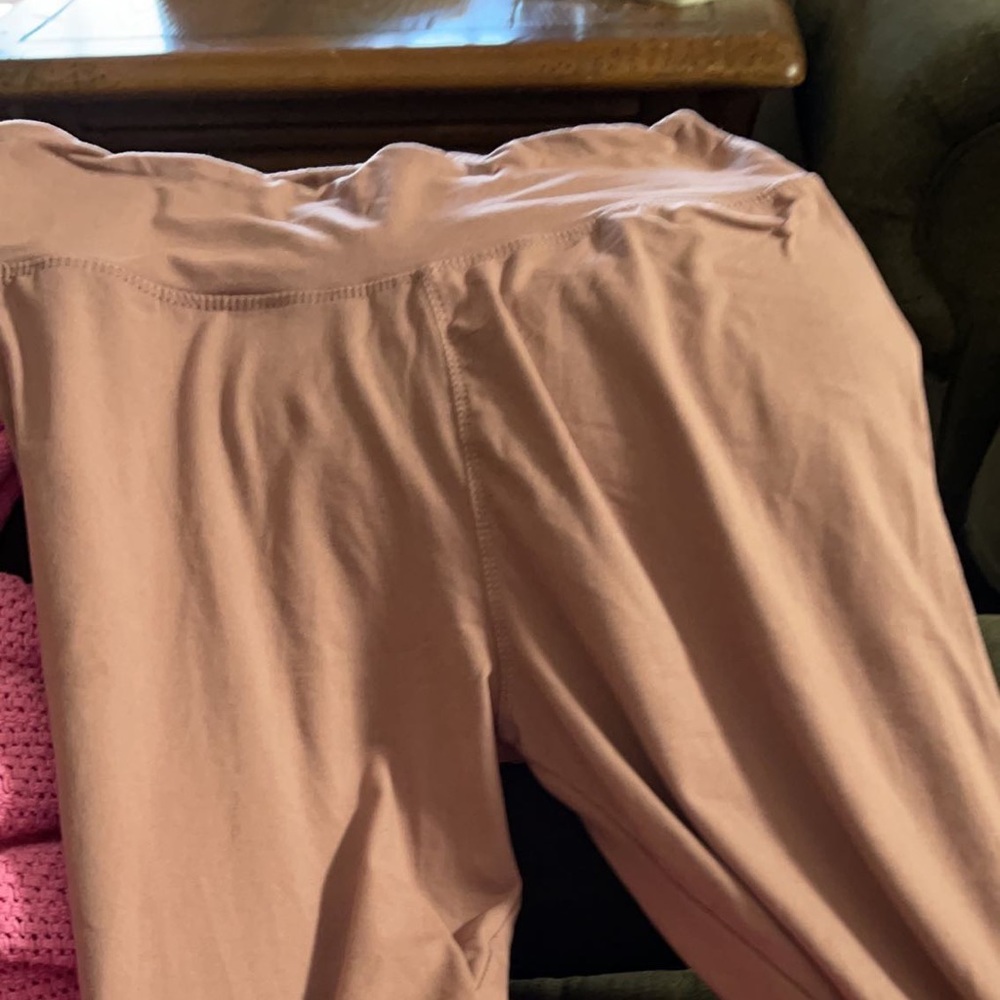 Full length mauve yoga leggings